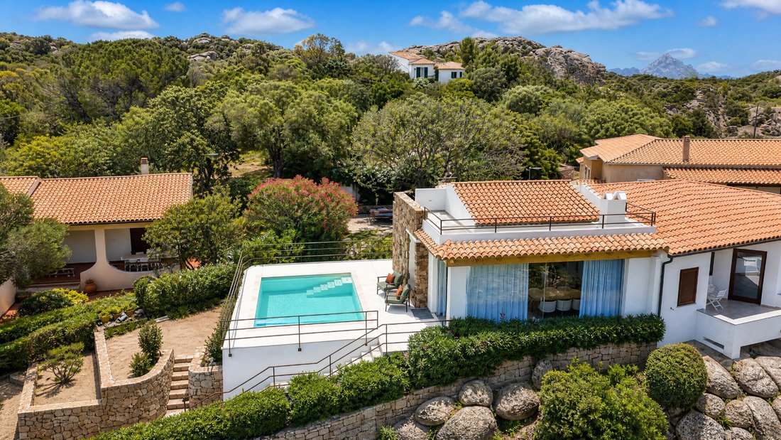 Villa in Arzachena, Sardinia, Italy 4 - 18713897