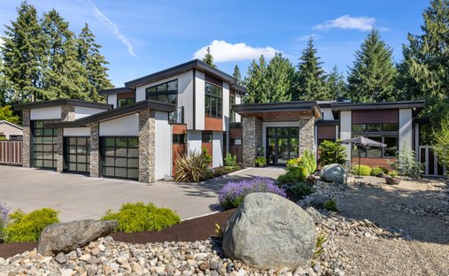 House in Qualicum Beach, British Columbia, Canada 1