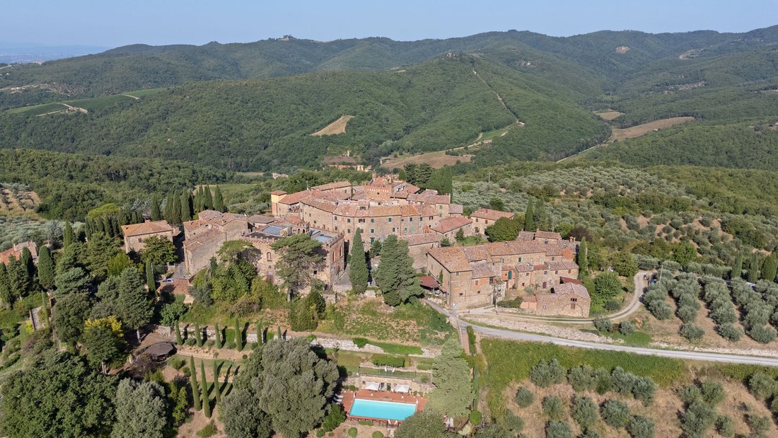 Castle in Bucine, Tuscany, Italy 2 - 18702730