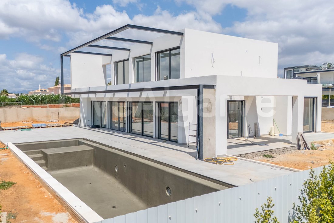 Villa in Carvoeiro, Algarve, Portugal 4 - 14360037