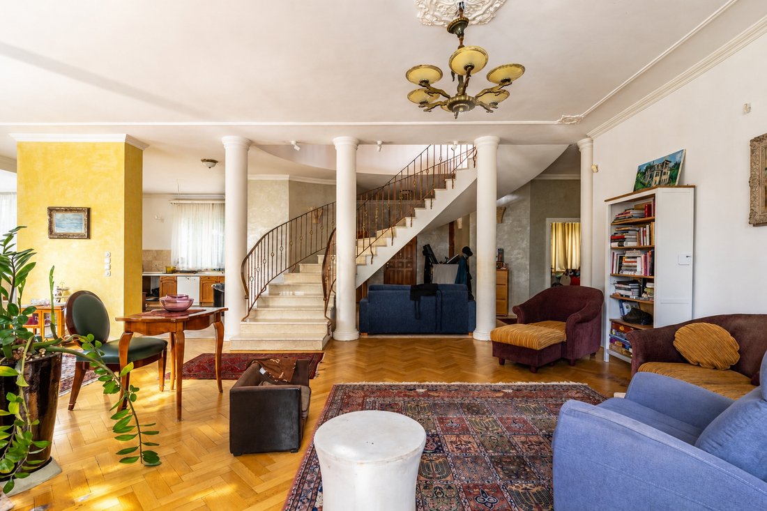 Villa in Budapest, Hungary 5 - 18713755