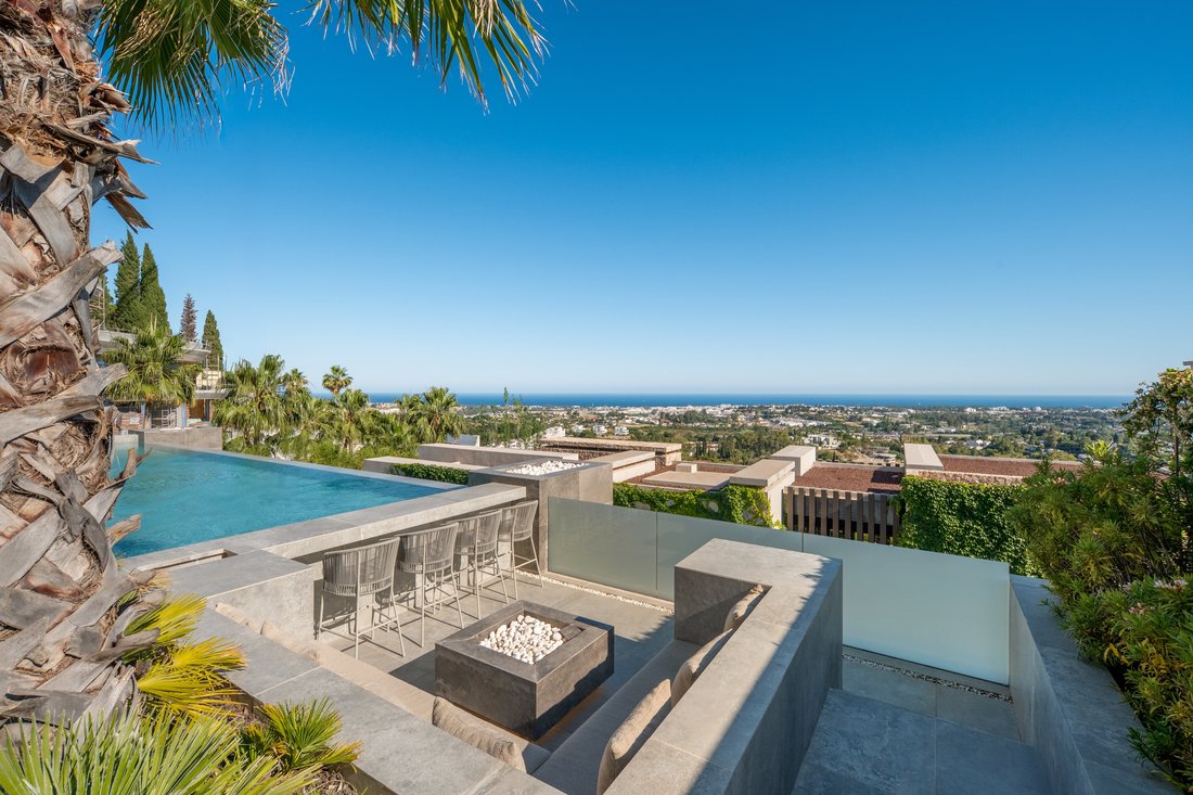Villa in La Quinta, Benahavis, Andalusia 3 - 18713672