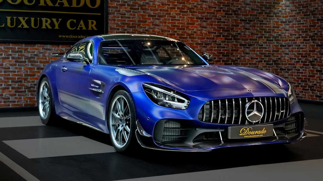 Coupe in Dubai, United Arab Emirates 1 - 18712880