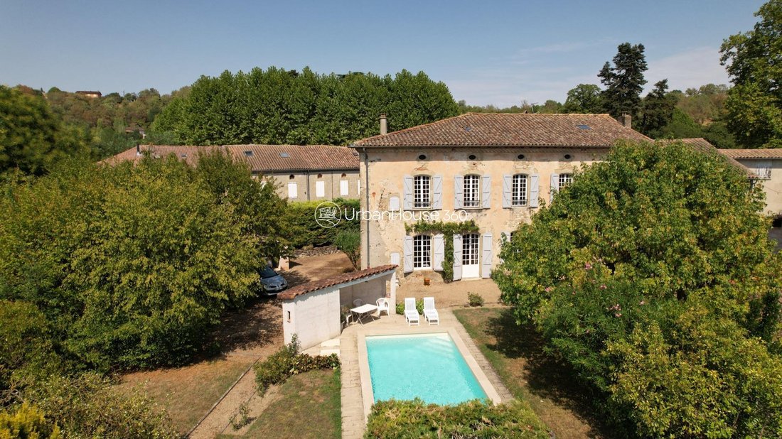 Estate in Auriac-sur-Vendinelle, Occitania, France 4 - 18709033