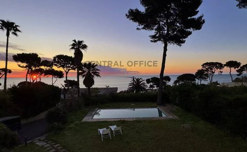 Villa à Fontmerle, Antibes, France 1