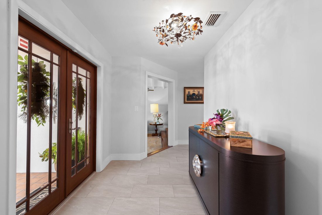 House in Hollywood, Florida, United States 4 - 18711293