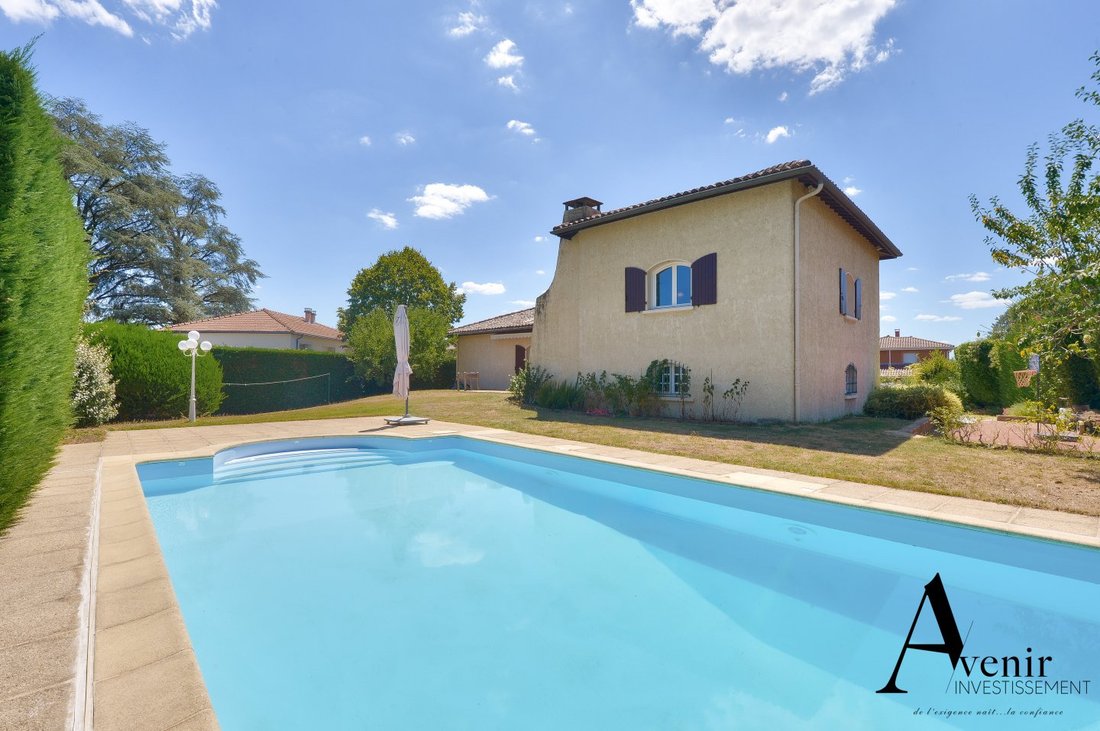 Villa in Dardilly, Auvergne-Rhône-Alpes, France 2 - 18710852