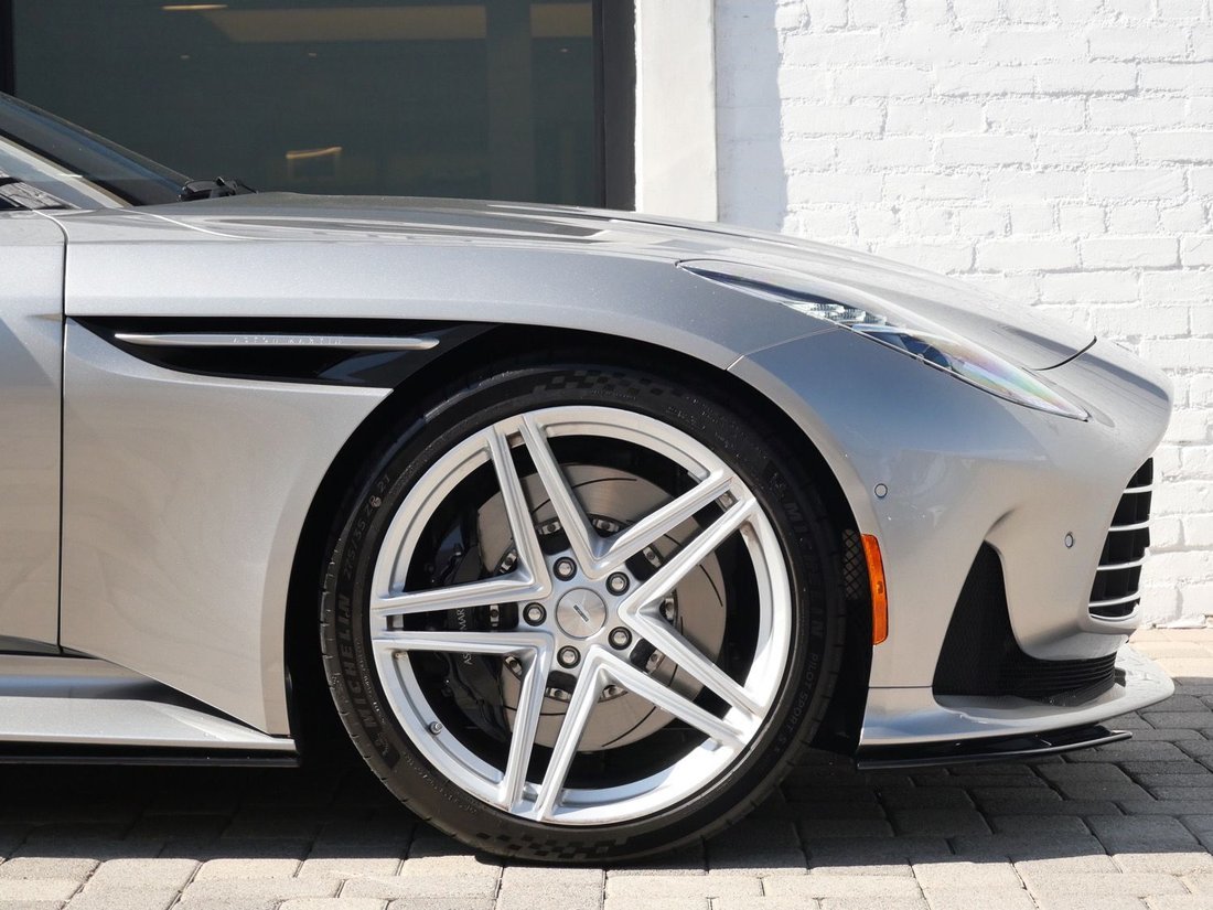 Coupe in Beverly Hills, CA, United States 4 - 18714101