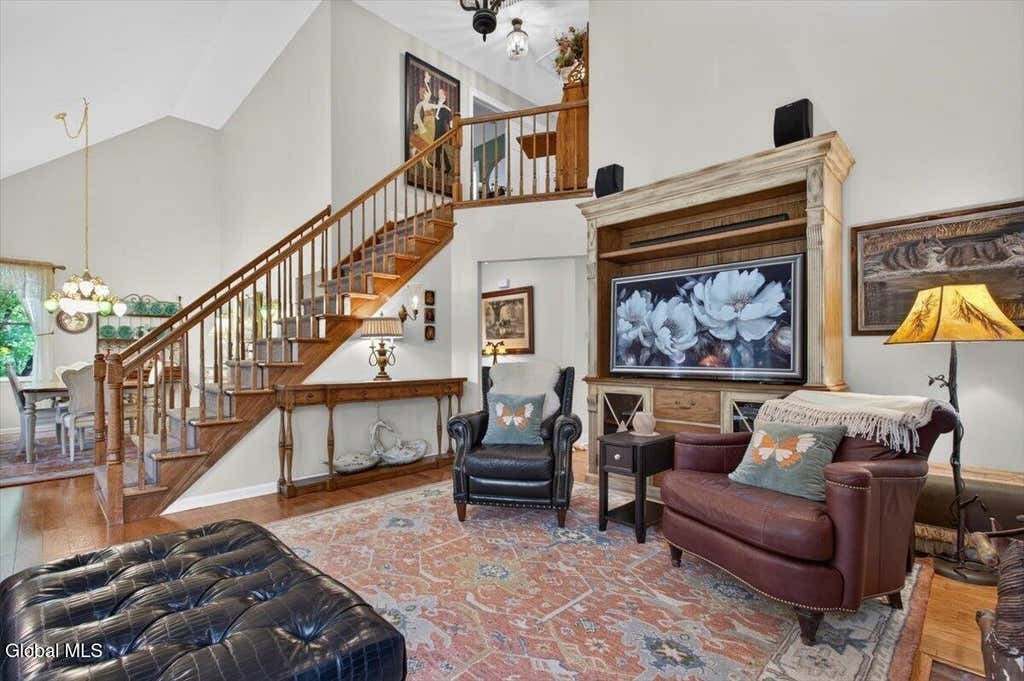 House in Saratoga Springs, New York, United States 3 - 18708284