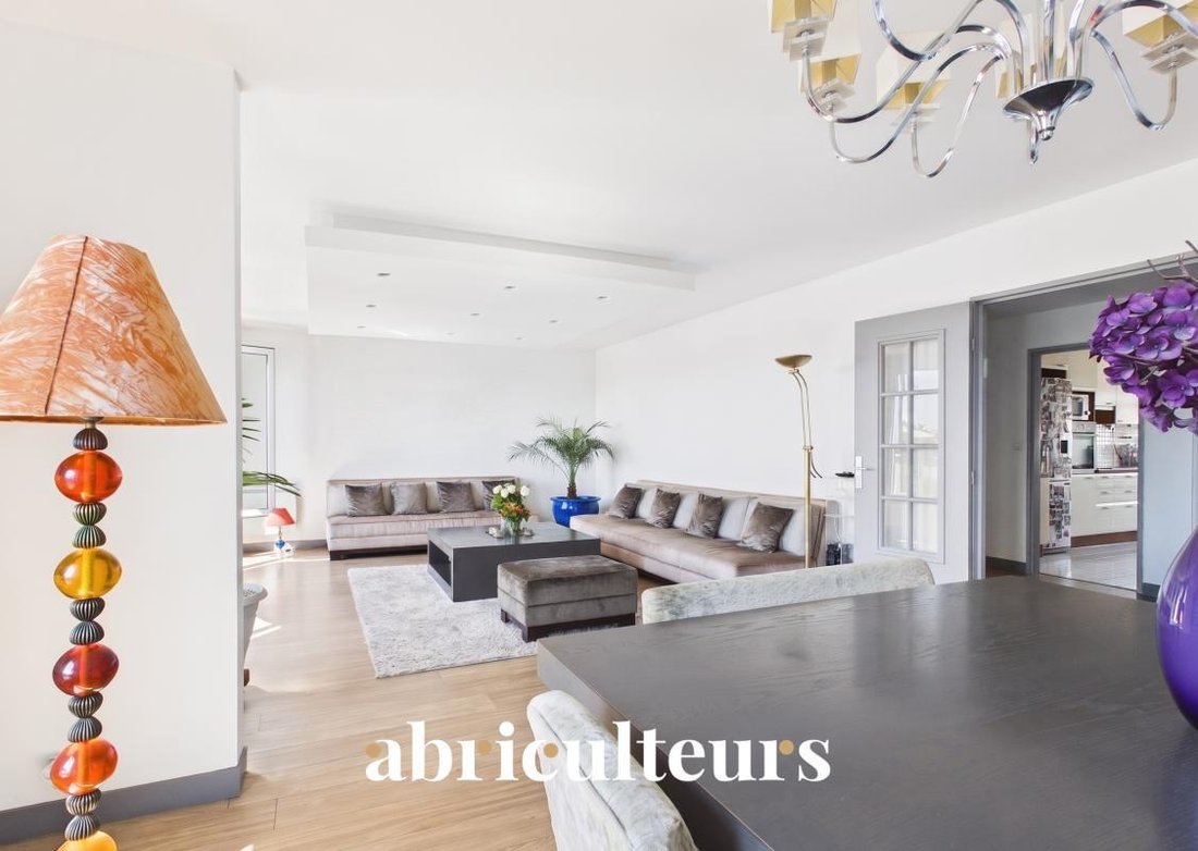Apartment in Bordeaux Victor Hugo, Charenton-le-Pont, France 3 - 18704985