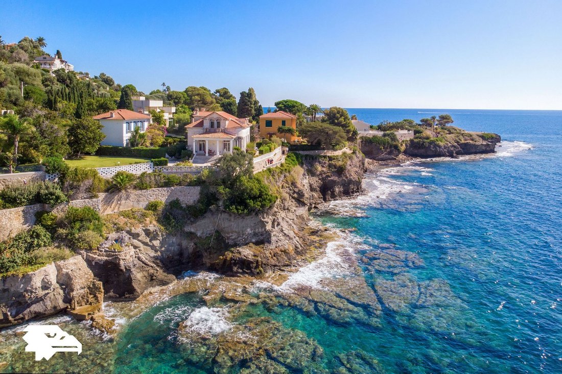 Villa in Cap-d'Ail, Provence-Alpes-Côte d'Azur, France 2 - 18709084