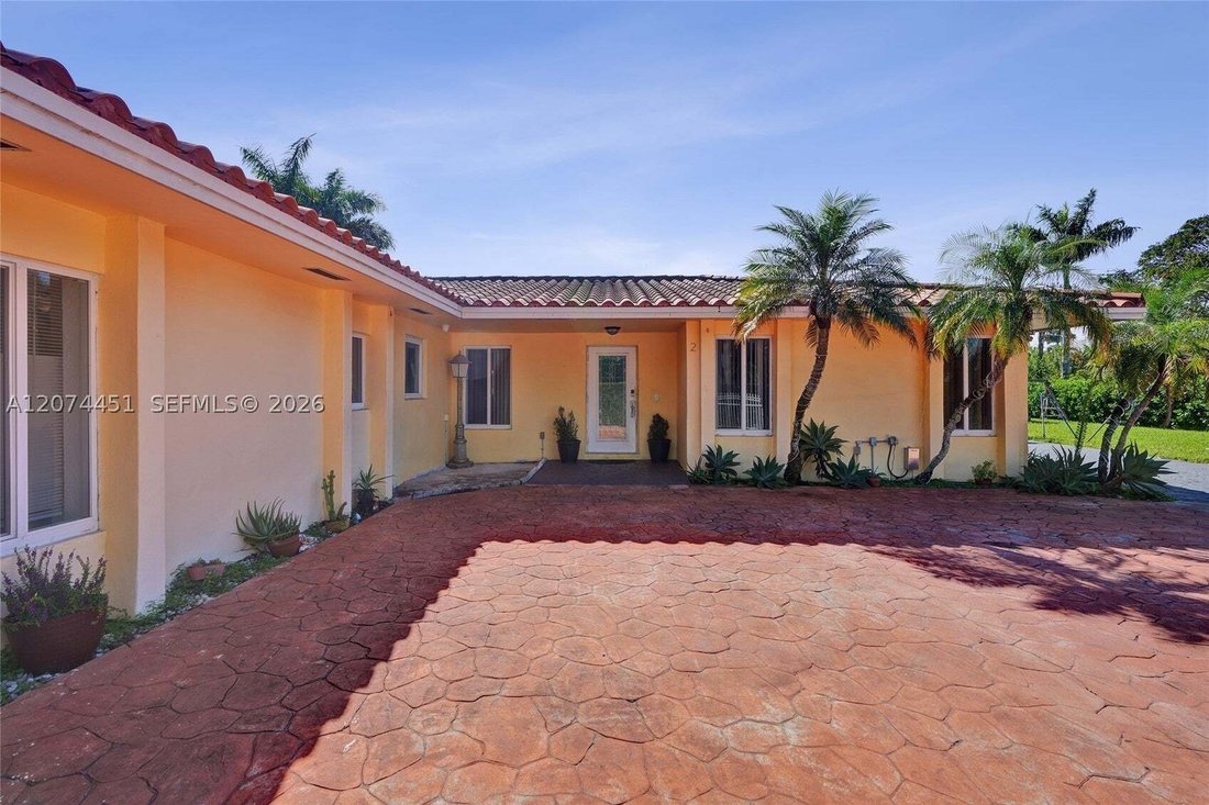 House in Miami, Florida, United States 5 - 18706052
