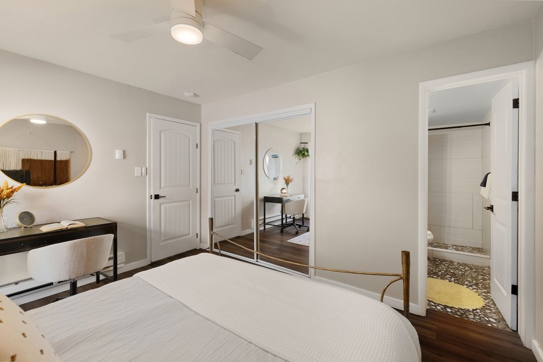 Condo in Incline Village, Nevada, United States 5 - 18709076