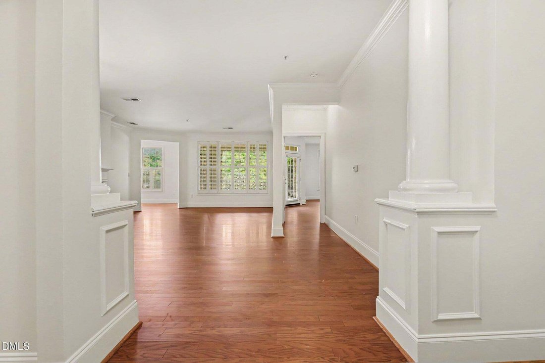 Condo in Raleigh, North Carolina, United States 5 - 18705991