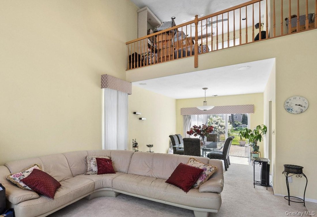 Condominio en Hauppauge, Nueva York, Estados Unidos 3 - 18711865