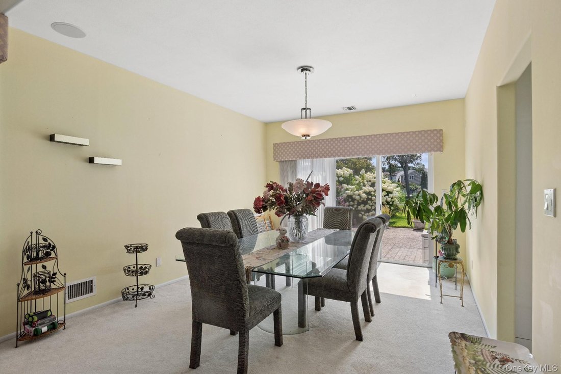 Condominio en Hauppauge, Nueva York, Estados Unidos 5 - 18711865