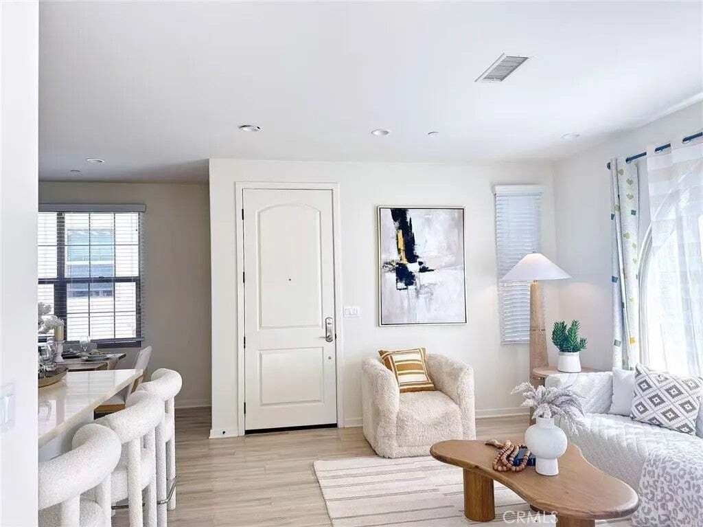 Condo in Irvine, California, United States 1 - 18708591