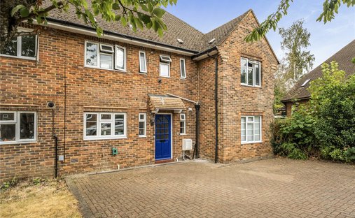 Apartment in Sevenoaks, England 1
