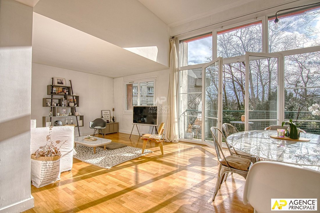 Apartment in Domaine National du Château, Versailles, France 1 - 18707032