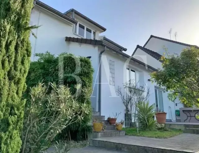 House in Centre Ancien, Bry-sur-Marne, France 3 - 15622606