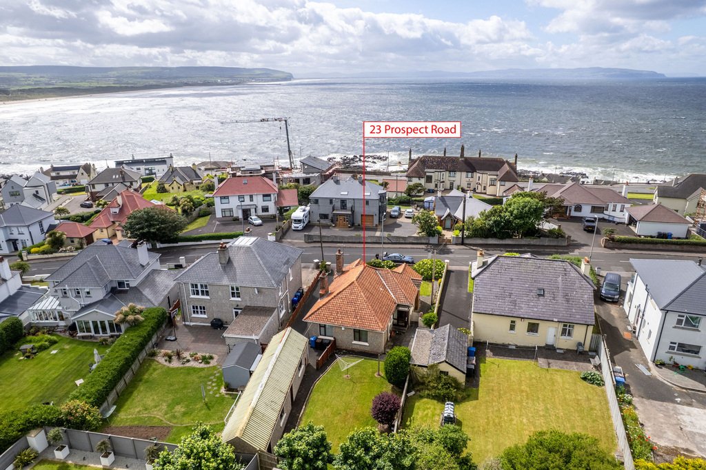 House in Portstewart, Causeway Coast and Glens District, Northern Ireland 1 - 18704006