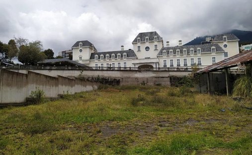 Land in Quito, Pichincha, Ecuador 1
