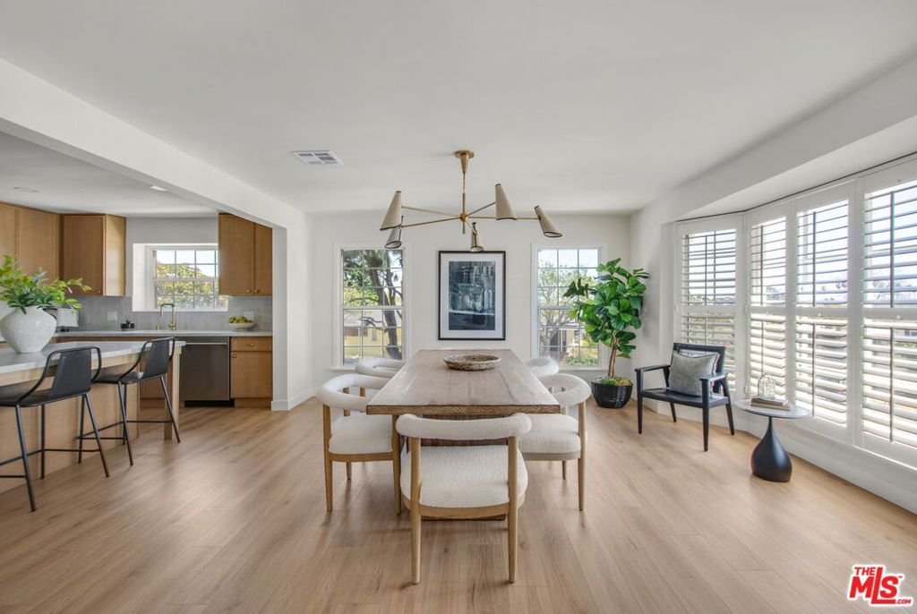 House in Los Angeles, California, United States 3 - 18705262