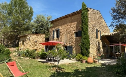 Maison à Peyrolles-en-Provence, Provence-Alpes-Côte d'Azur, France 1
