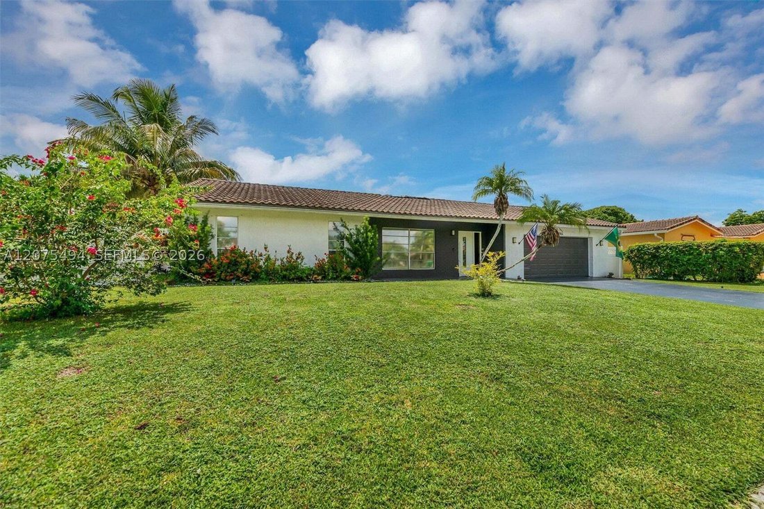 House in Coral Springs, Florida, United States 2 - 18706054