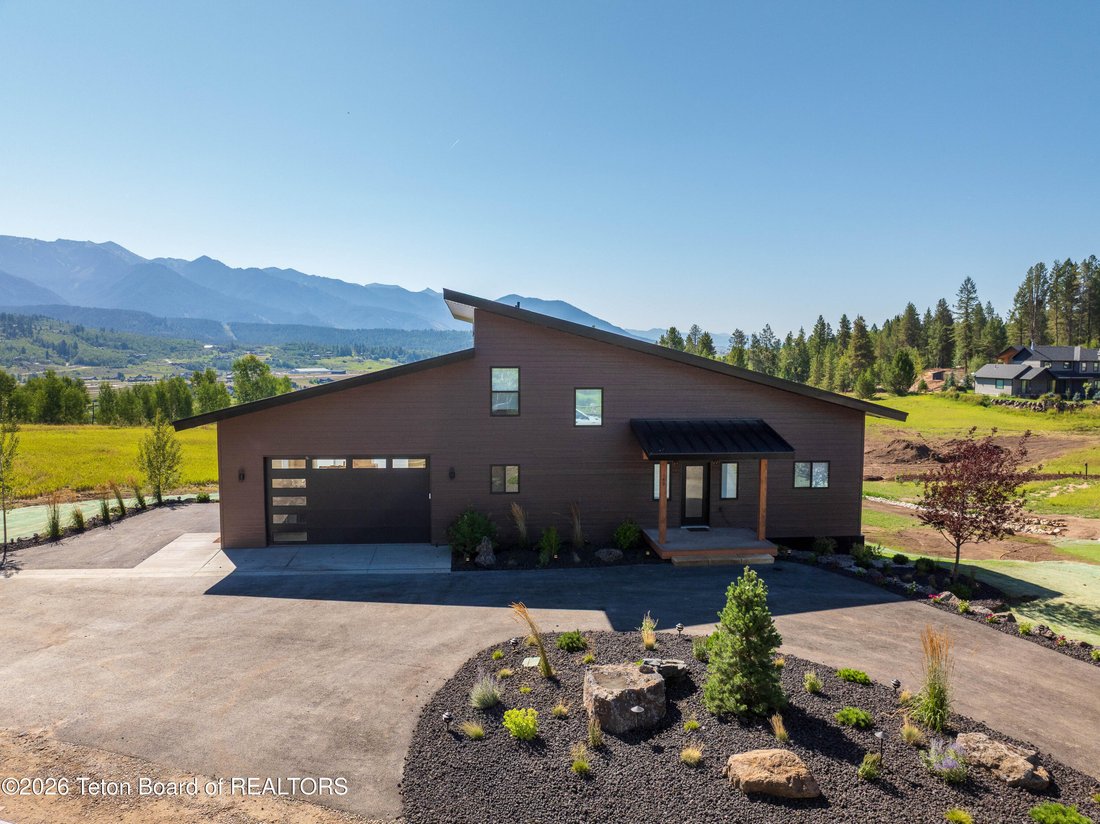 House in Alpine, Wyoming, United States 1 - 18663265