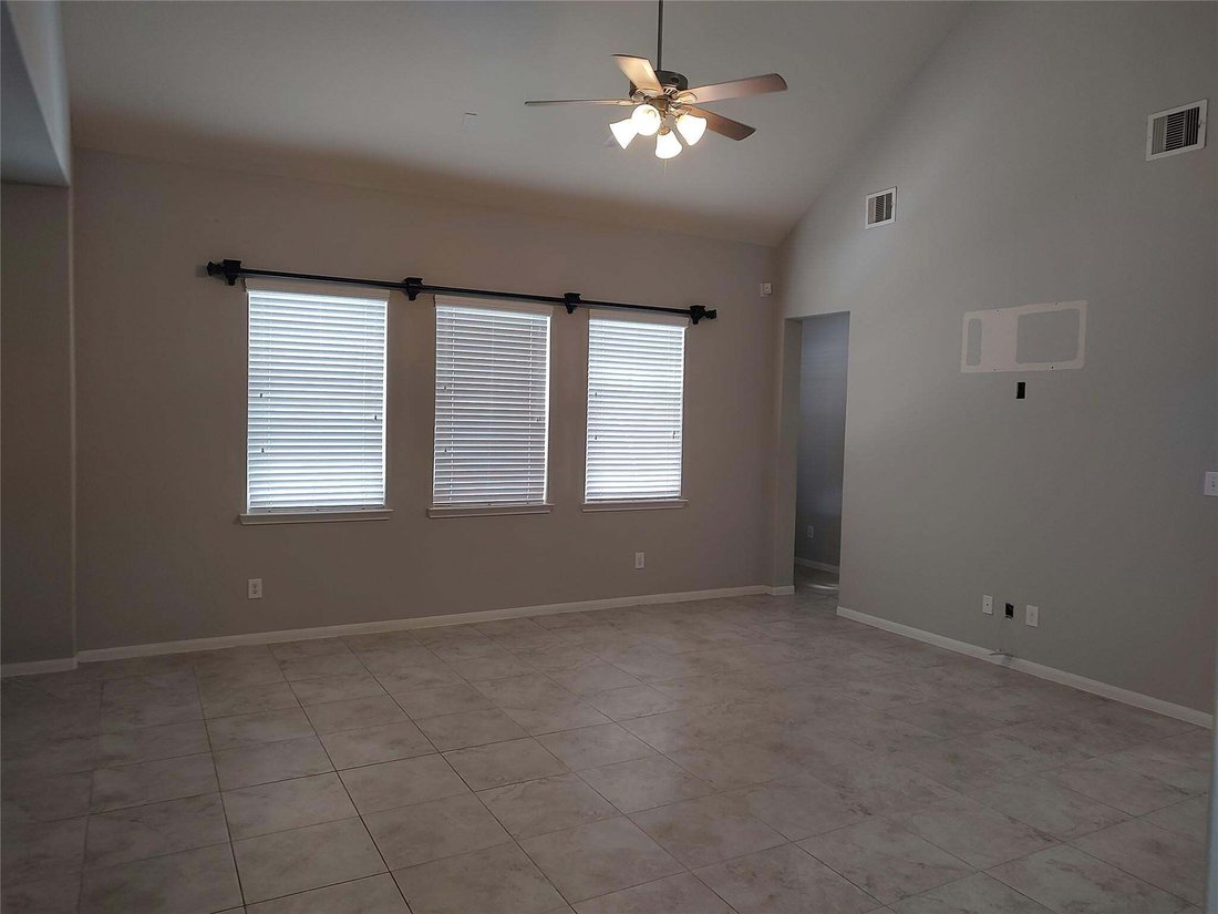 House in Baytown, Texas, United States 5 - 18706538
