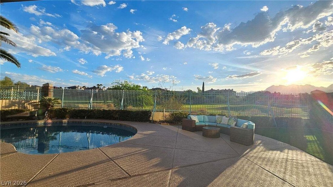 House in Las Vegas, Nevada, United States 2 - 18709976