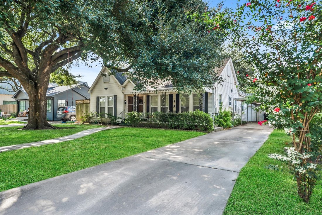 House in Houston, Texas, United States 1 - 18706599
