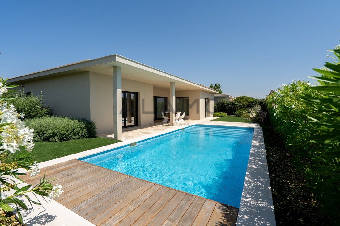 Casa a Montenegro, Algarve, Portogallo 1 - 18707366