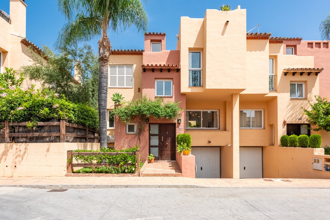 House in Nueva Andalucia, Marbella, Spain 1 - 18709384