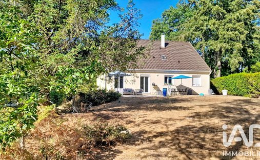 House in Guiche-Villers, Saint-Fargeau-Ponthierry, France 1