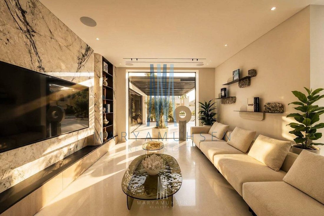 Villa in Palm Jumeirah, Dubai, United Arab Emirates 2 - 18703441