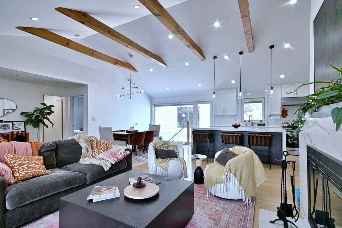 House in Skokie, Illinois, United States 5 - 18708811