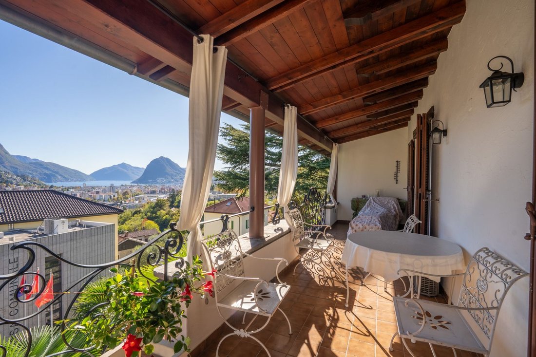 House in Canobbio, Ticino, Switzerland 4 - 18703089