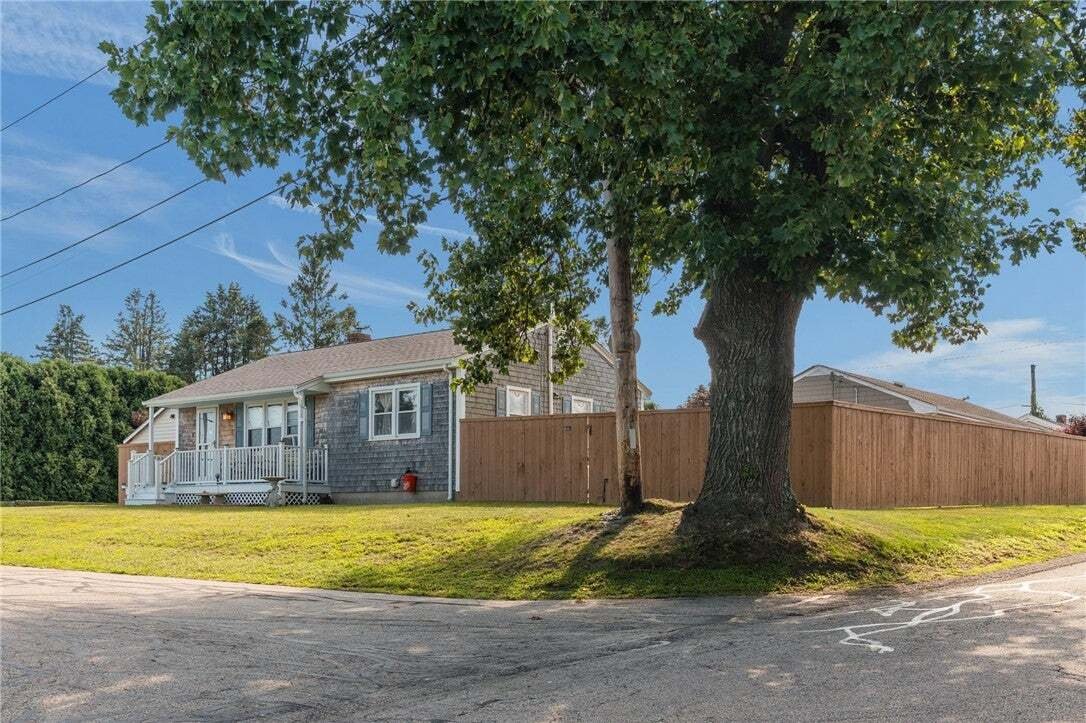 House in Portsmouth, Rhode Island, United States 4 - 18703341