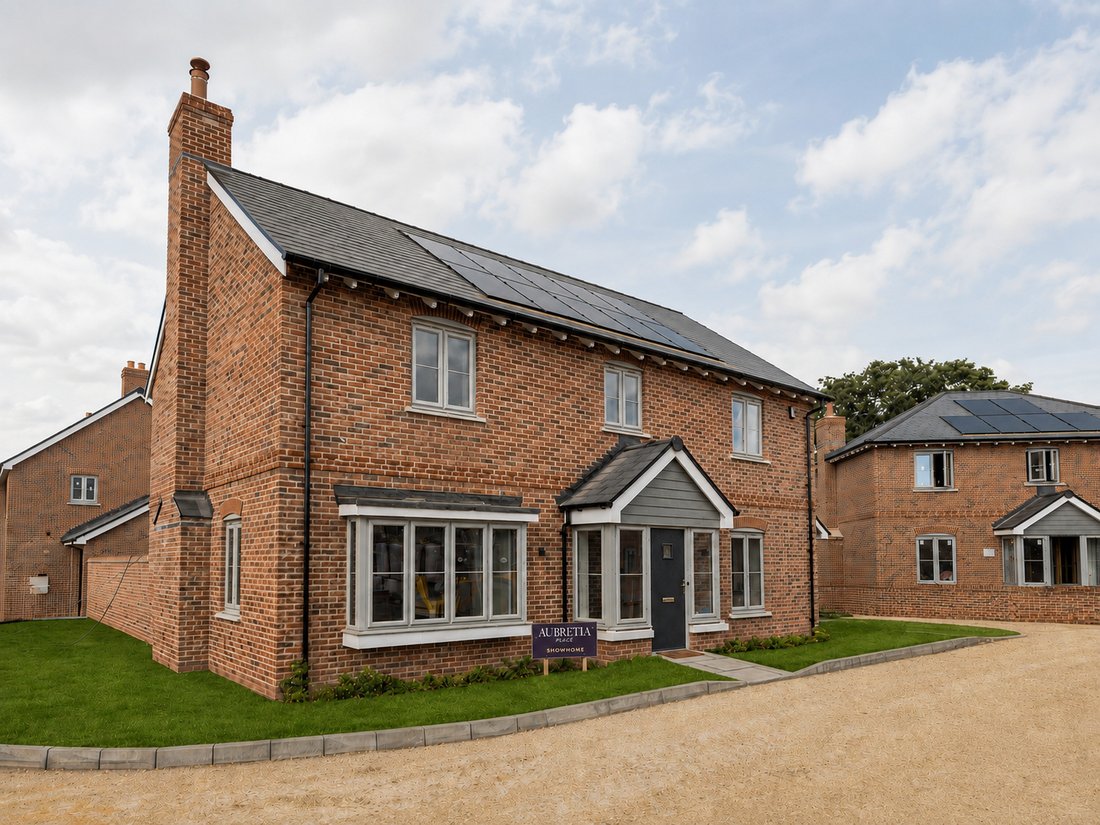 Casa en Hordle, Inglaterra 1 - 18708707