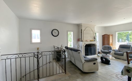 Haus in Uzès, Okzitanien, Frankreich 1