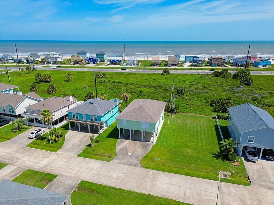 House in Galveston, Texas, United States 3 - 17649501