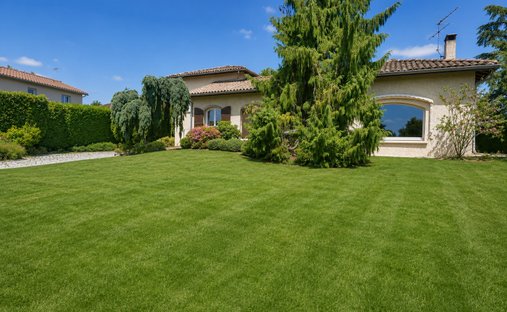 Villa in Dardilly, Auvergne-Rhône-Alpes, France 1