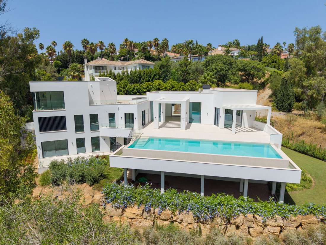 Villa in Guadiaro, San Roque, Andalusia 1 - 18708613