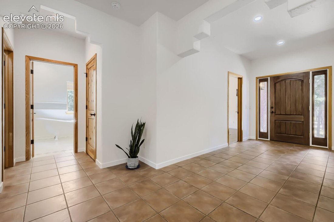 House in Colorado Springs, Colorado, United States 5 - 18706336