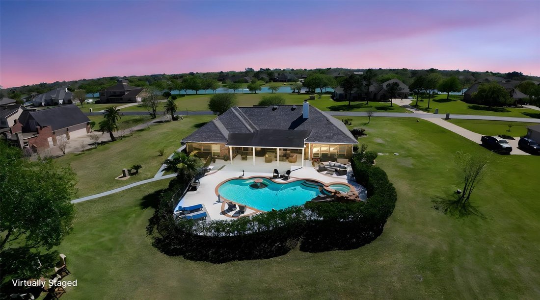 Casa a Dickinson, Texas, Stati Uniti 1 - 18706554