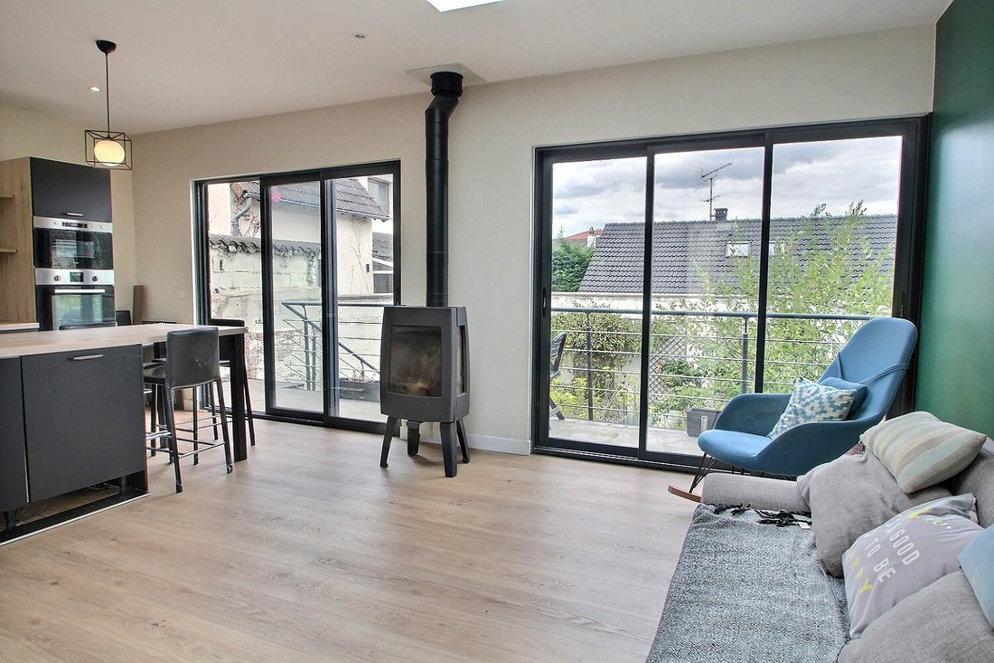 Villa in Centre, Nanterre, France 1 - 18710855