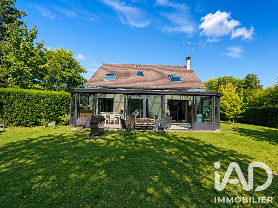 House in Sainte-Mesme, Ile-de-France, France 1 - 18710064