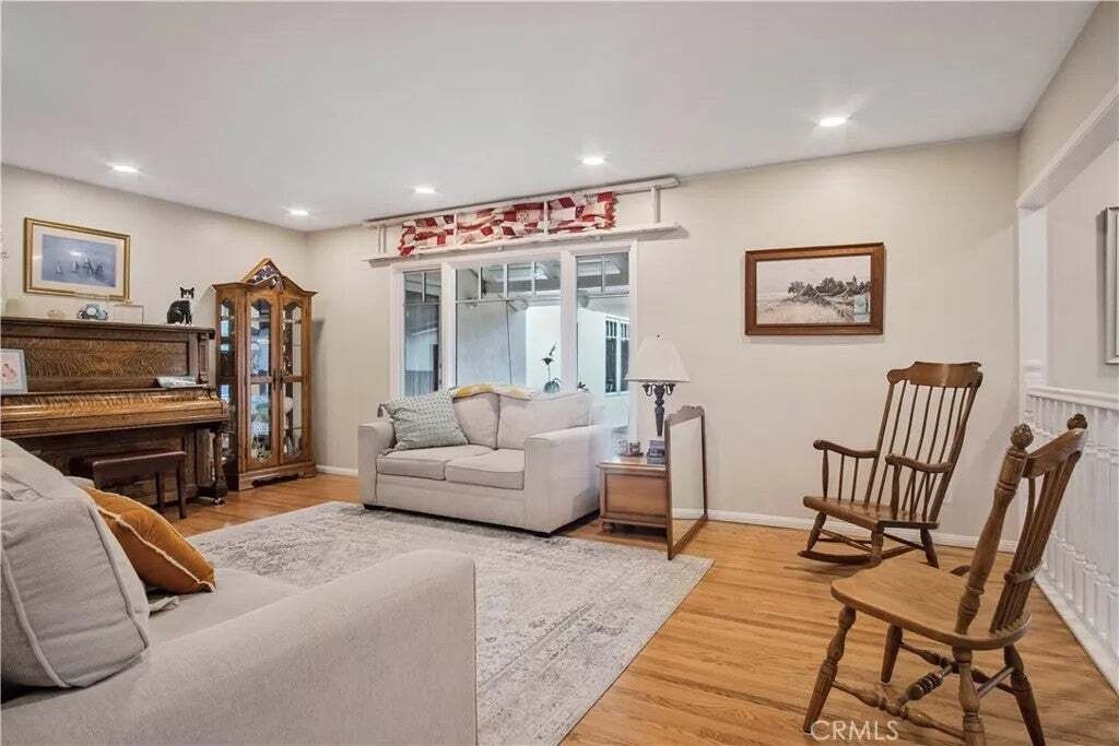House in West Covina, California, United States 4 - 18708612